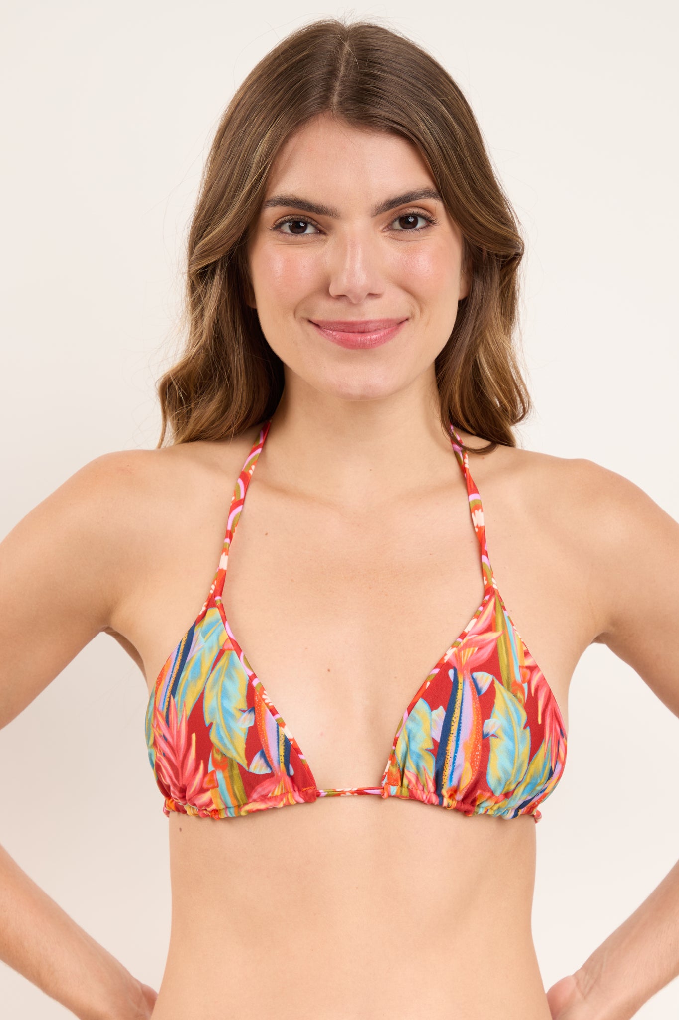 Image 08: Rio De Sol Top Top Floral-Scales Tri-Inv