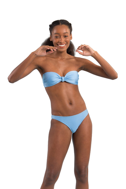 Image 08: Rio De Sol Set Set Shimmer-Baltic-Sea Bandeau-Joy Essential