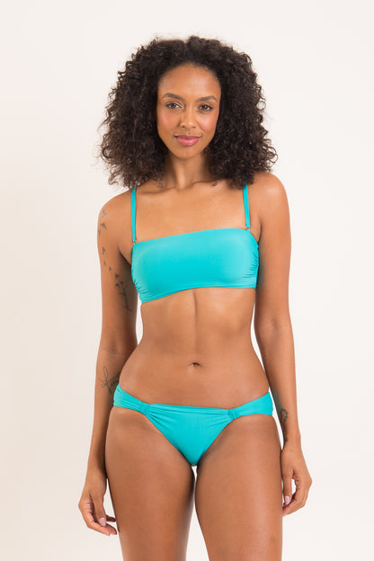 Model Front: Rio De Sol Set Set Nanai Bandeau-Reto Mel-Comfy