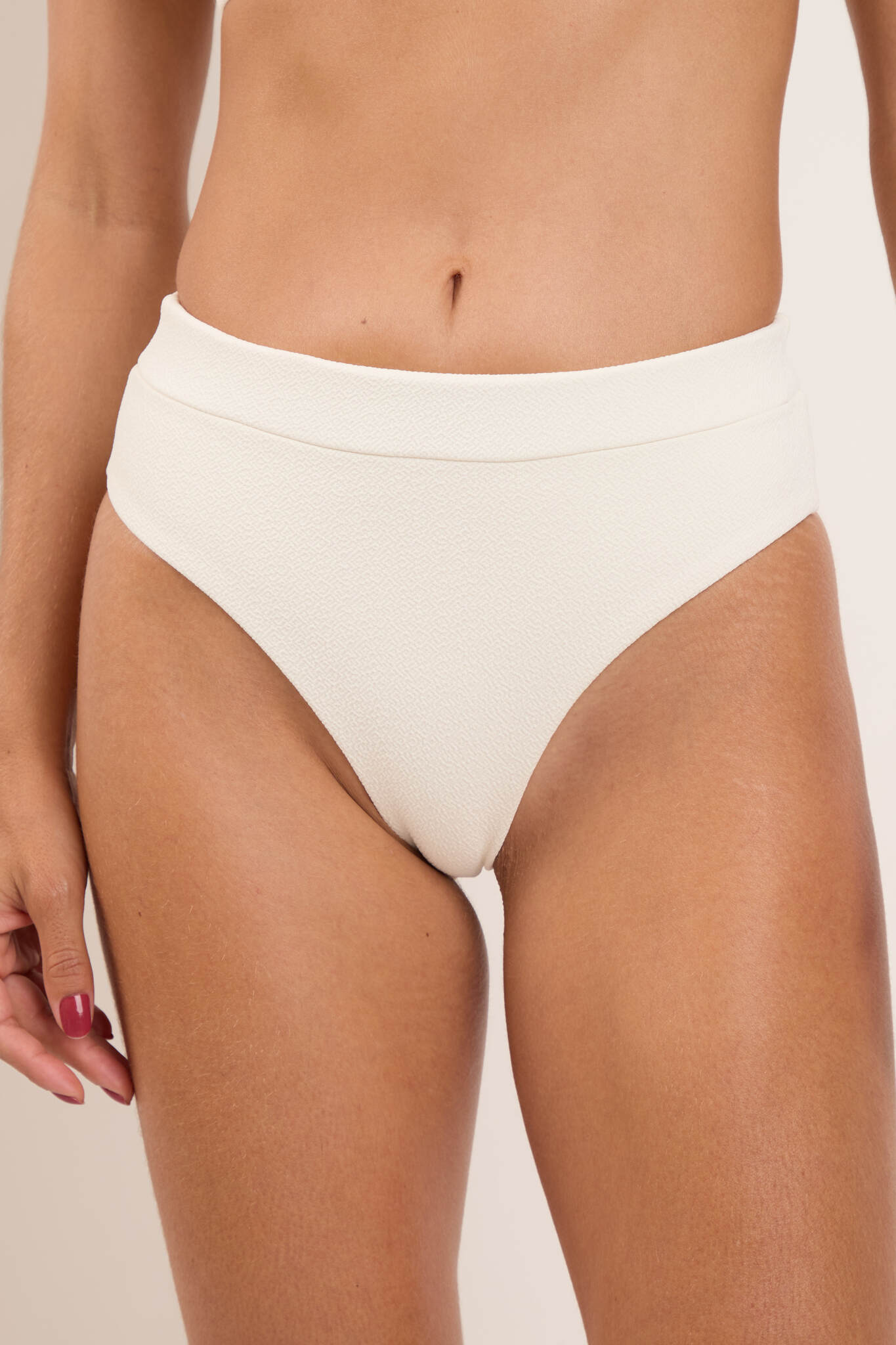 Gallery: Rio De Sol Bottom Bottom Sand-Chantilly Kora
