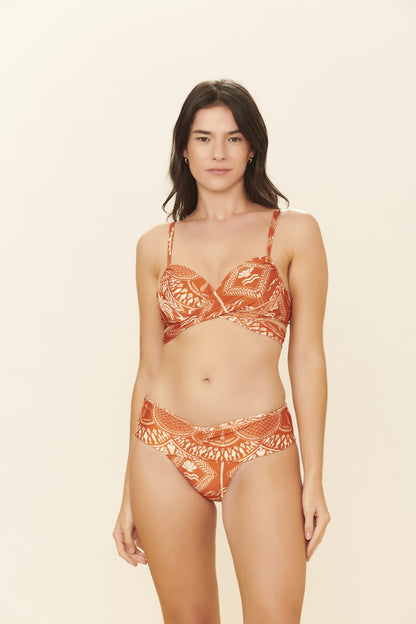 Model Front: Blueman Bottom Bottom Brisa-Suave Australia