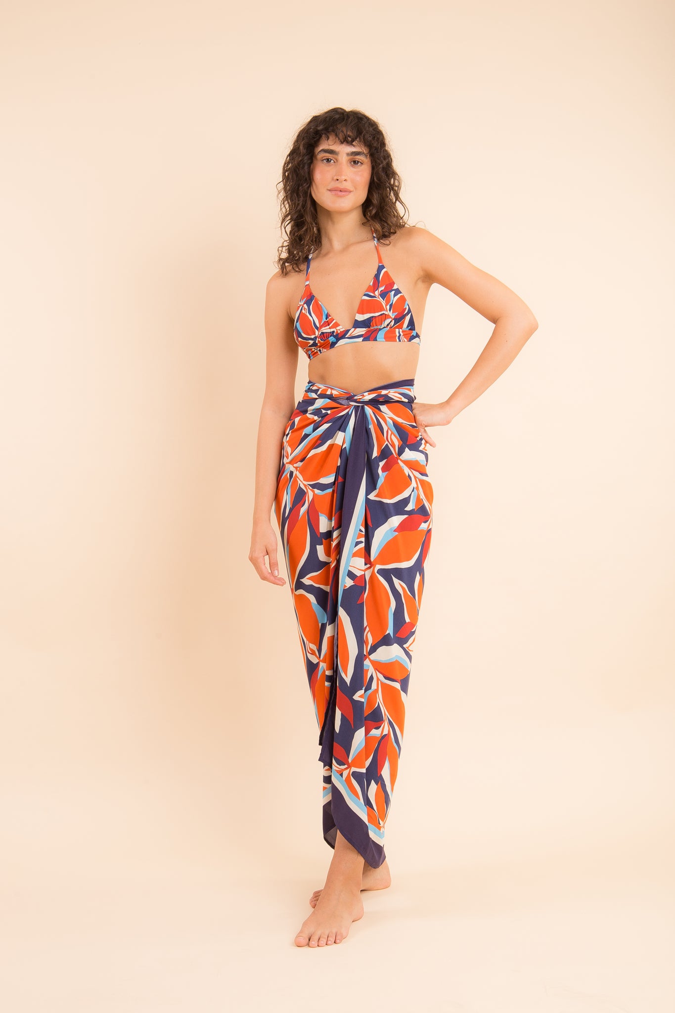 Image 11: Rio De Sol Pareo Leaves Canga