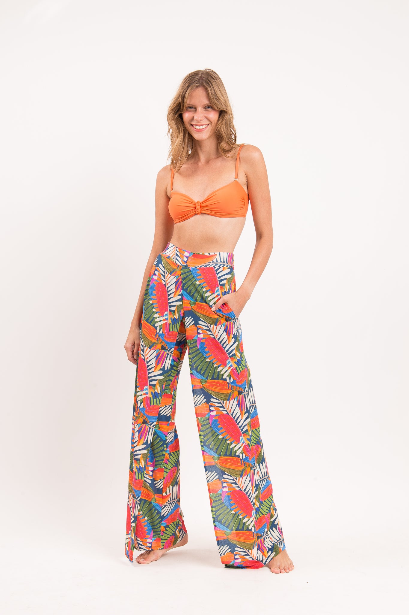 Model Front: Rio De Sol Beach Trousers Jungle Wide Pants