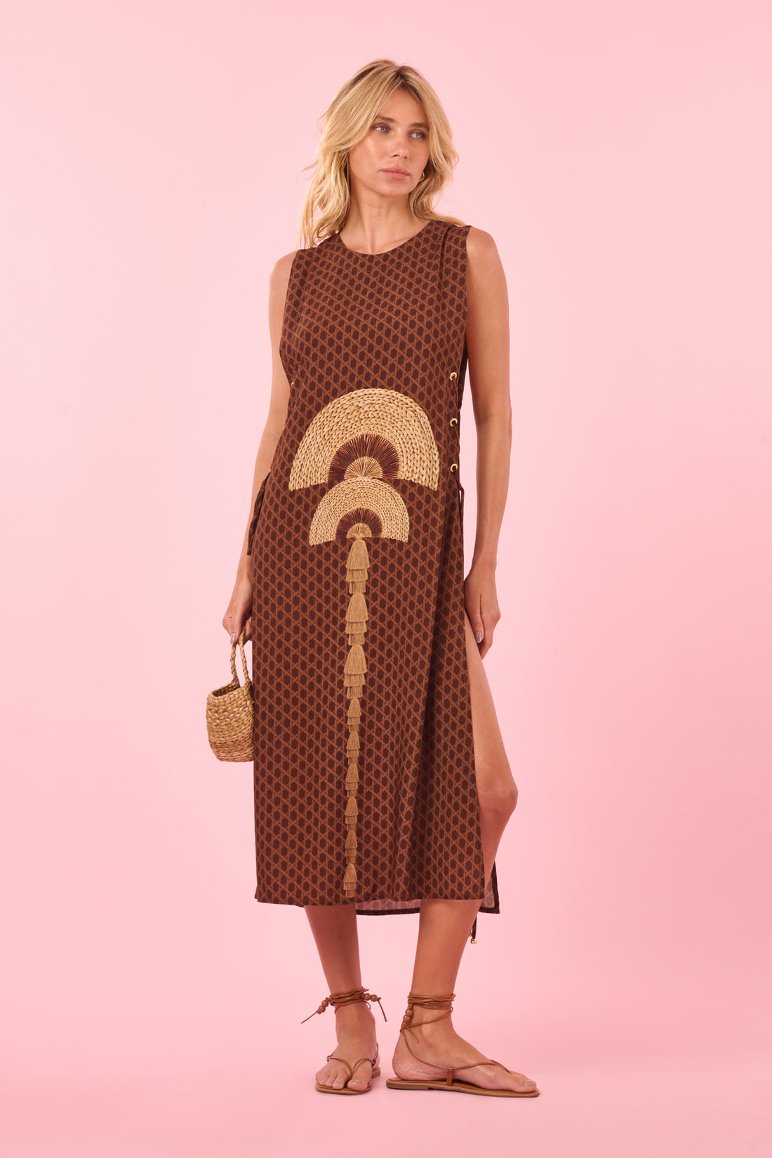 Model Front: Blueman Midi Dress Makani Ilhos