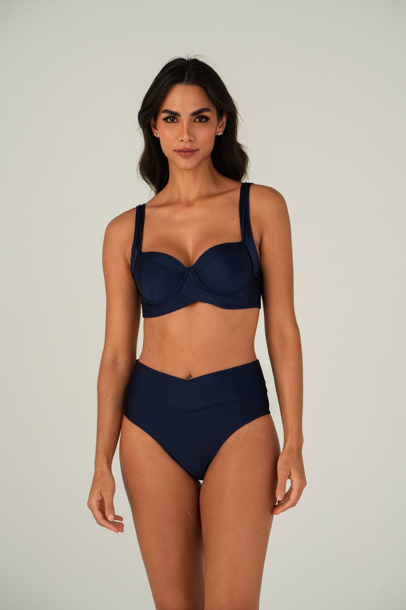 Model Front: Lua Morena Top Top Rio-Preto Meia-Taca-Sus