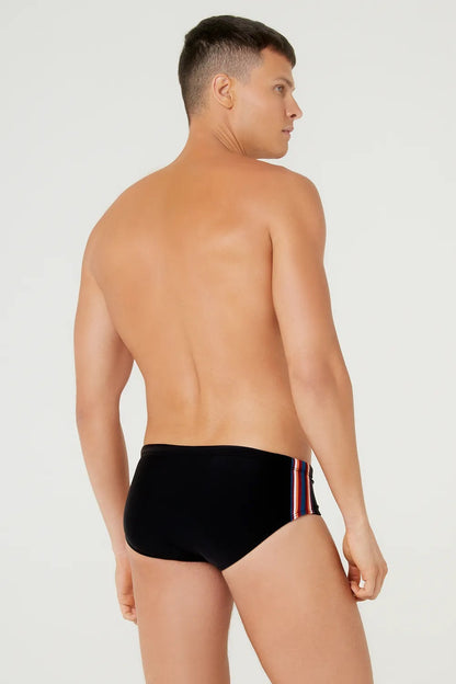 Model Back: Blueman Sunga / Boxer Sunga Ricky Fun Ly Preto