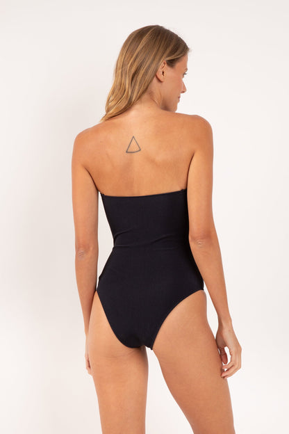 Model Back: Rio De Sol One Piece Swimsuits Shimmer-Black Sara-Op