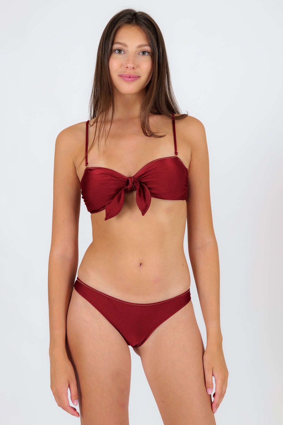 Model Front: Rio De Sol Bikini Bottoms Bottom Shimmer-Divino Essential