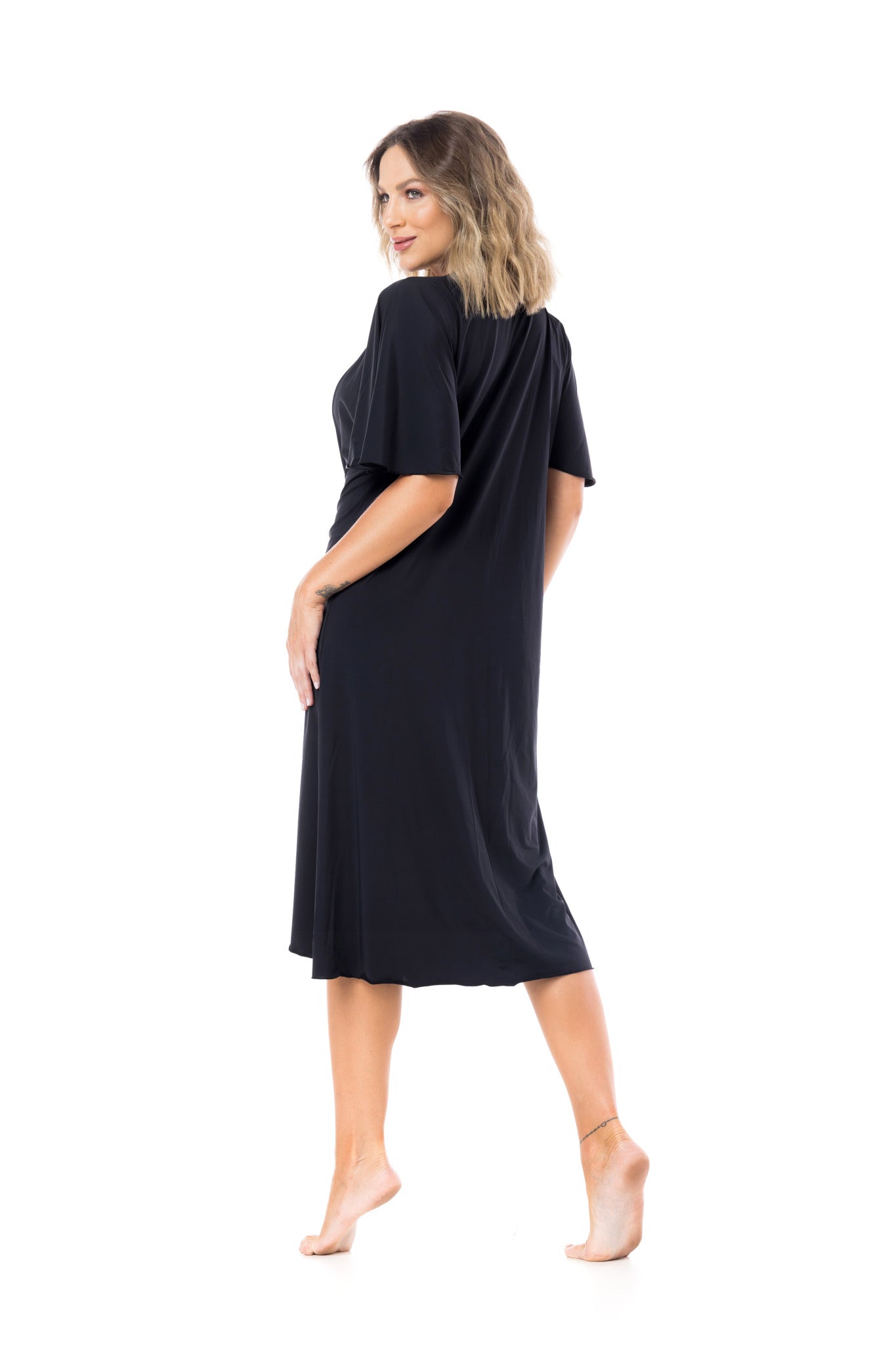 Model Back: La Playa Maxi Dresses Vestido Crepe Preto