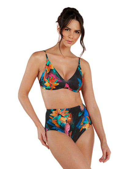 Model Front: Lua Morena Bottom Bottom Cinta Brinco Preto