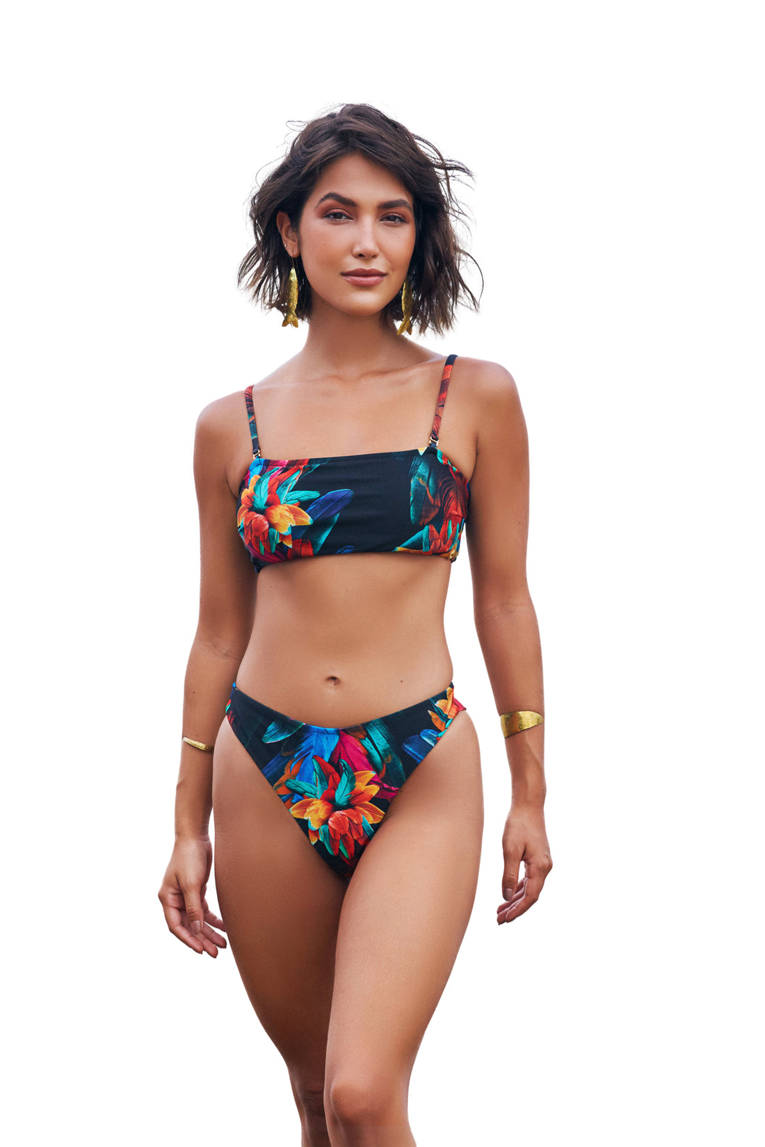 Model Front: Lua Morena Top Top Bandeau Brinco Preto