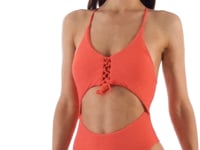 Video: Rio De Sol One-Piece Dots-Tabata Ivy Strap