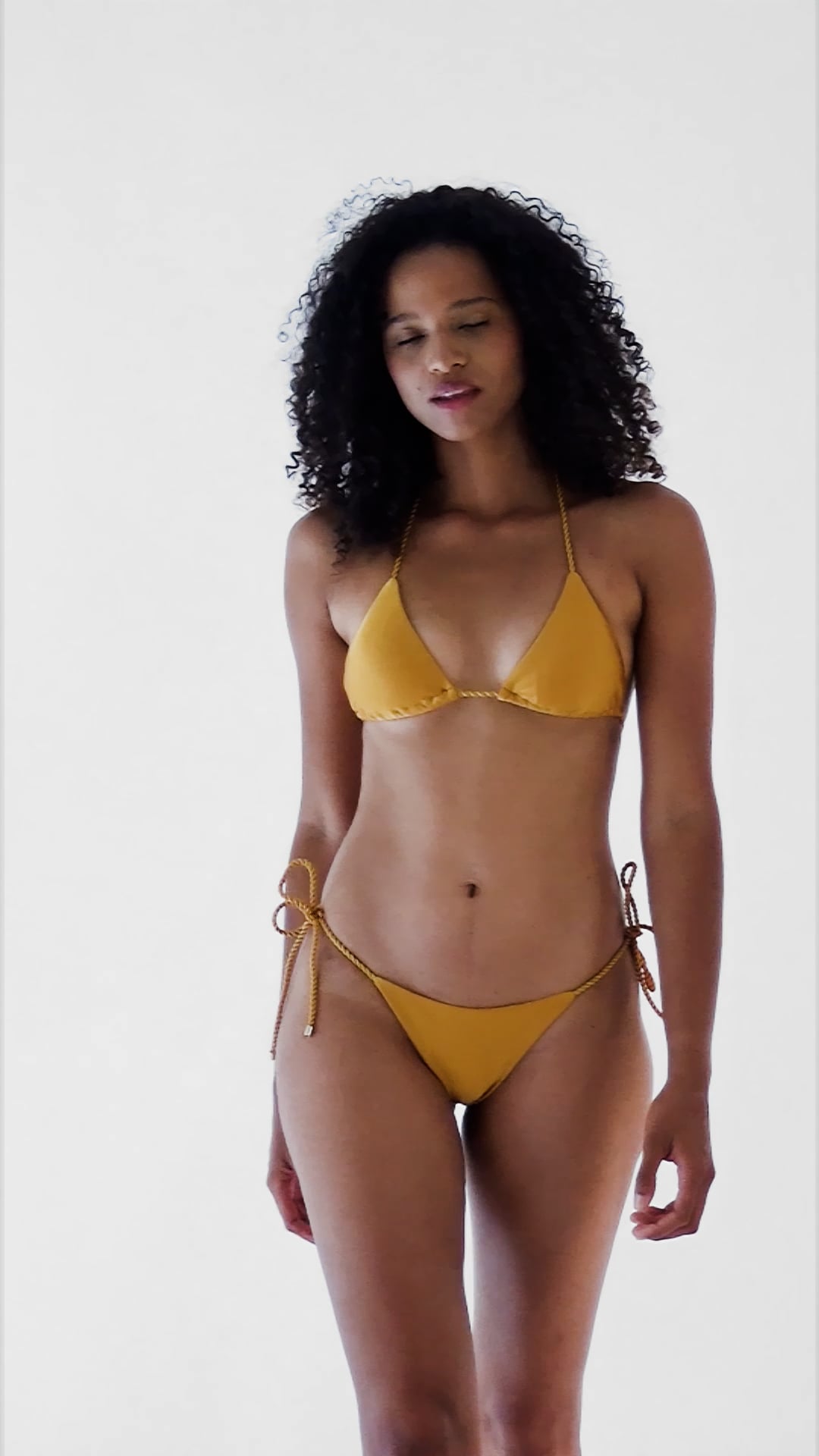 Video: Rio De Sol Two Piece Swimwear Set Damasco Tri-Rope Cheeky-Rope