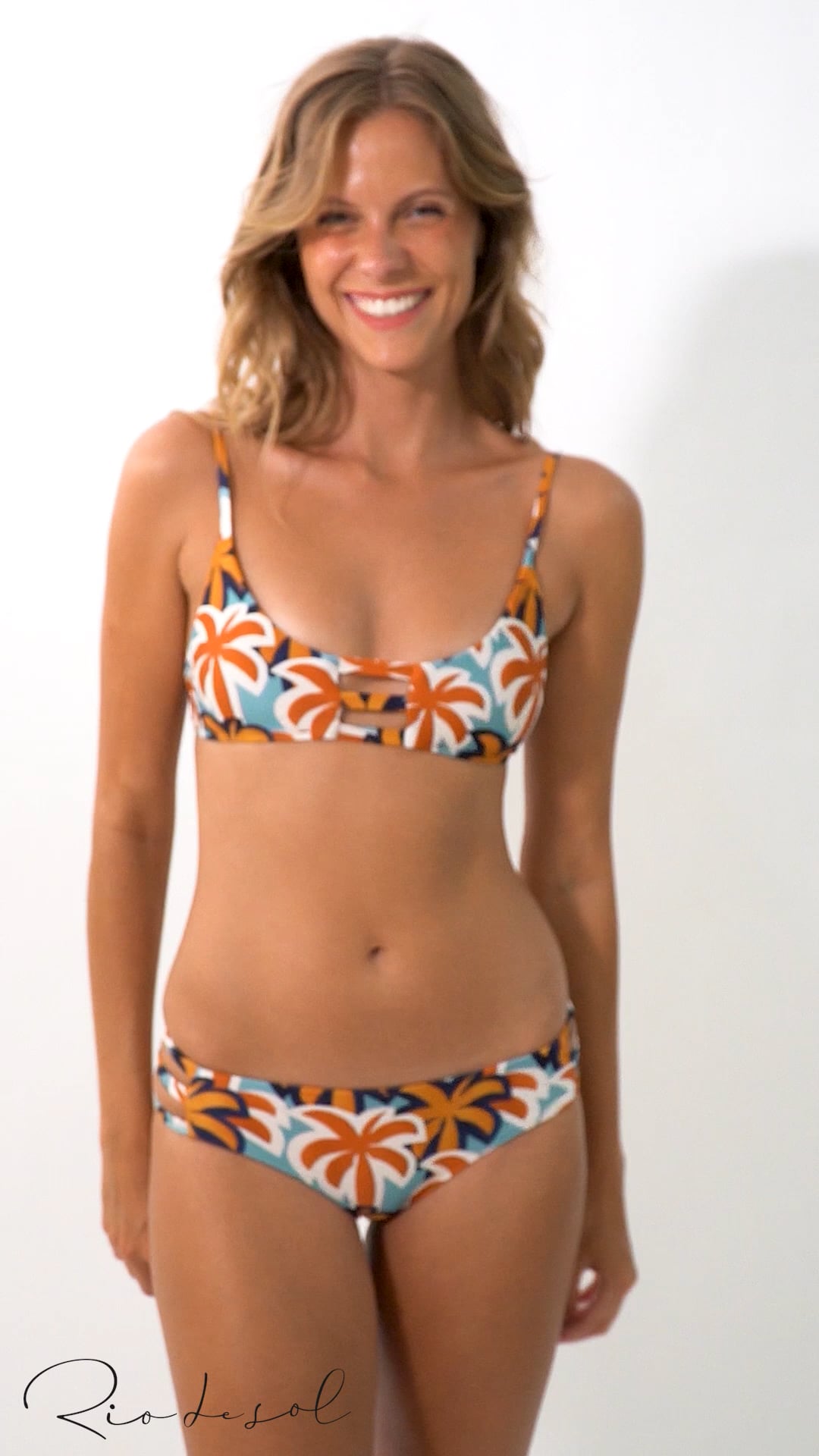 Video: Rio De Sol Bikini Bottoms Bottom Kauai Madrid-Trio