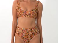 Video: Rio De Sol Bottom Bottom Bouquet Hotpants