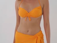 Video: Rio De Sol Beach Skirt Bio-Laranjada Mini Skirt