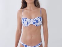 Video: Wednesday In Hawaii By Rio De Sol Top Top Pua-Pacifica Coral