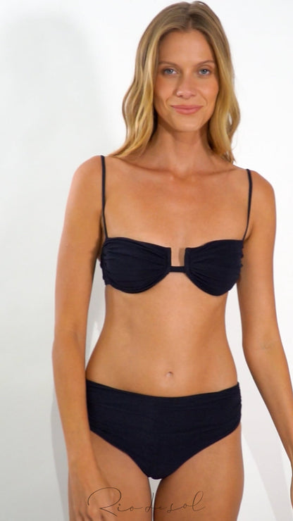 Video: Rio De Sol Bikini Tops Top Malibu-Black Zaya
