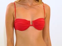 Video: Rio De Sol Bottom Bottom Malibu-Malagueta Nara