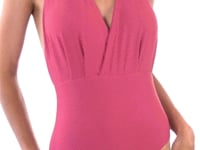Video: Rio De Sol One-Piece Cloque Lichia Transpassado