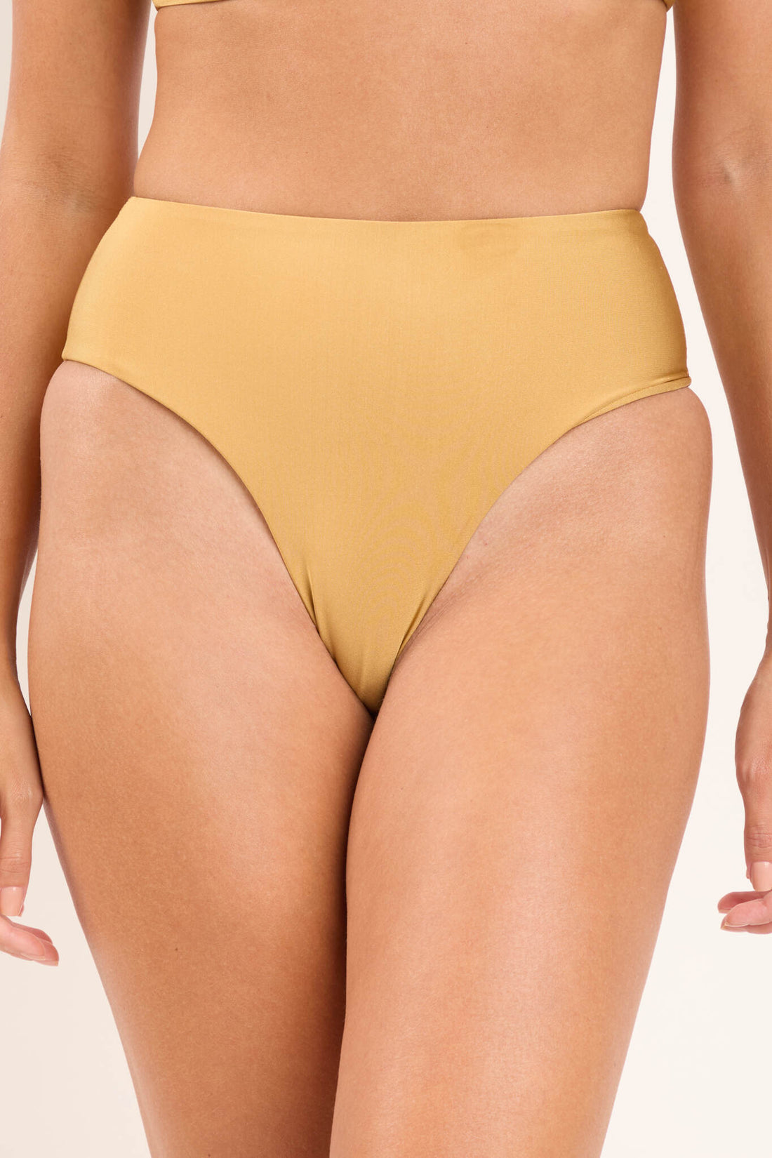 Gallery: Rio De Sol Bottom Bottom Fluity-Dourado Hotpants