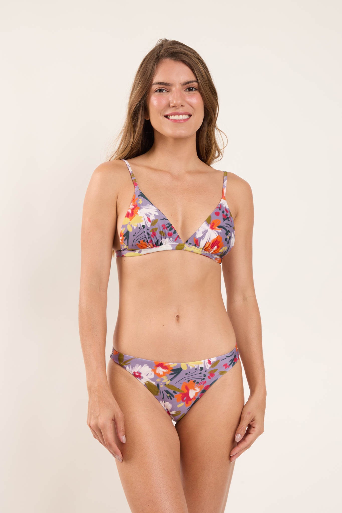 Model Front: Rio De Sol Bottom Bottom Garden-Flower Essential-Comfy