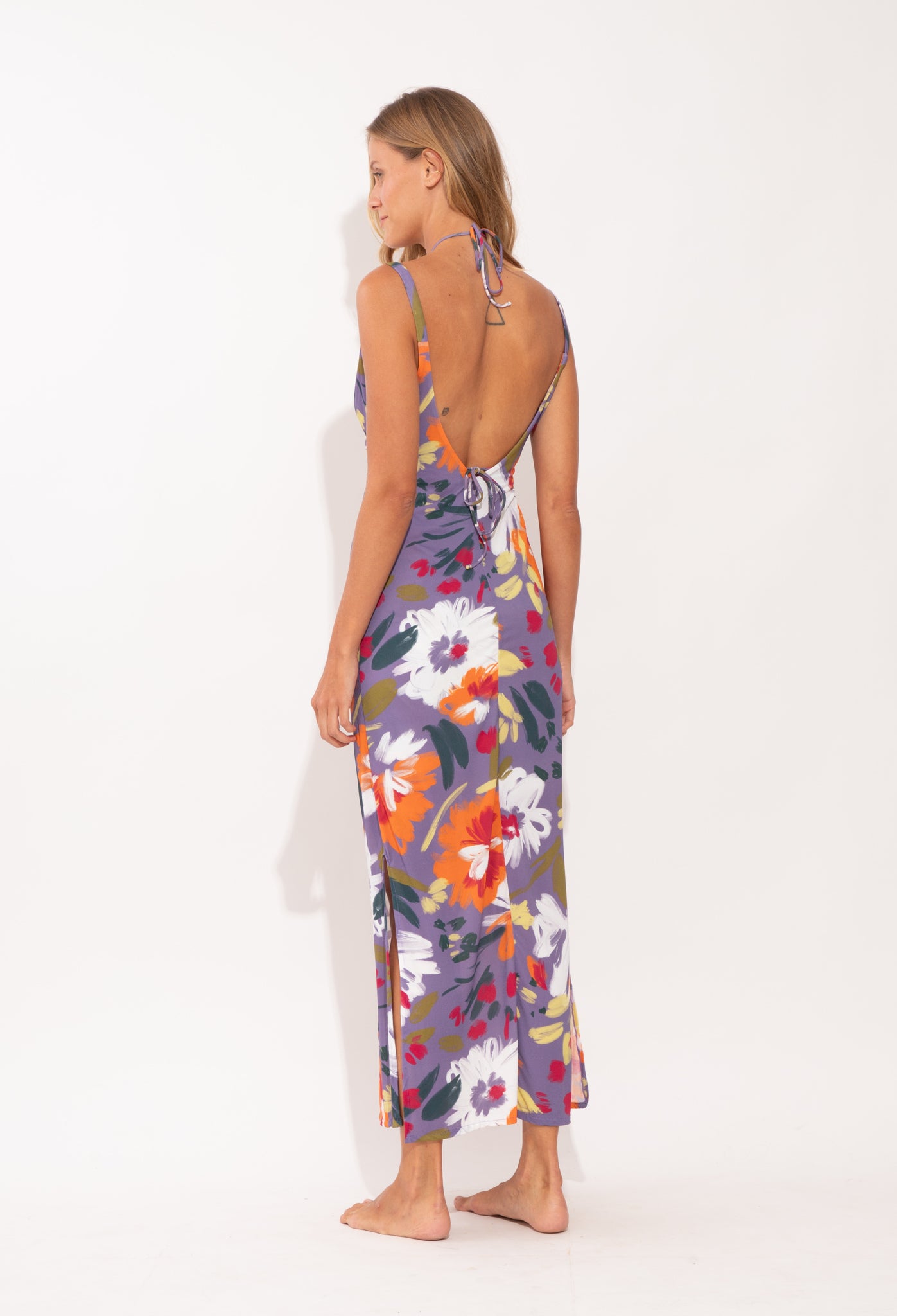 Model Back: Rio De Sol Beach Dresses Garden-Flower Saida Yara