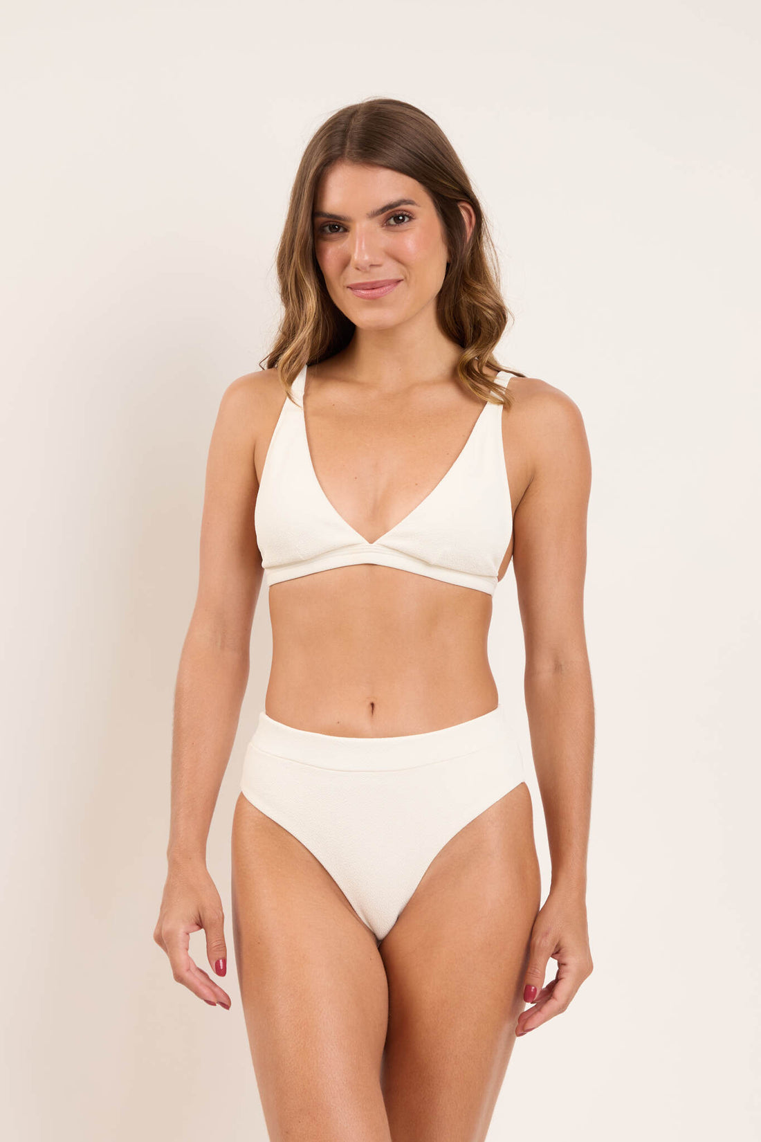 Model Front: Rio De Sol Top Top Sand-Chantilly Alba