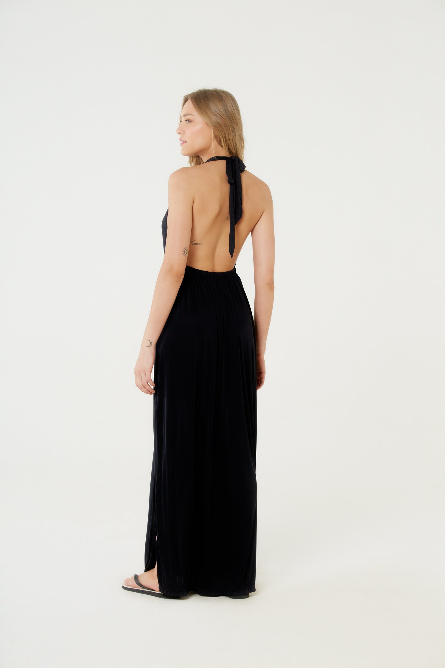 Vestido Saida Duo Liso Preto Mistica